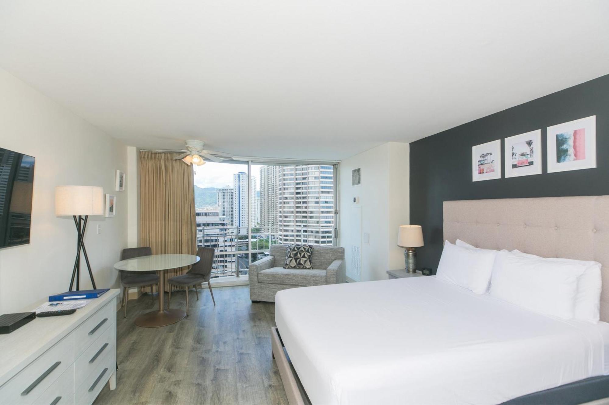 Ilikai Marina View With Fully Equipped Kitchens & Free Wifi * Honolulu